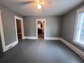 75 Sheldon Blvd SE in Grand Rapids, MI - Building Photo - Building Photo