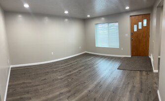 390 Center St in Rush Valley, UT - Building Photo