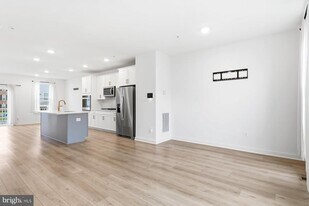 614 Glenn Lk Dr in Bowie, MD - Building Photo