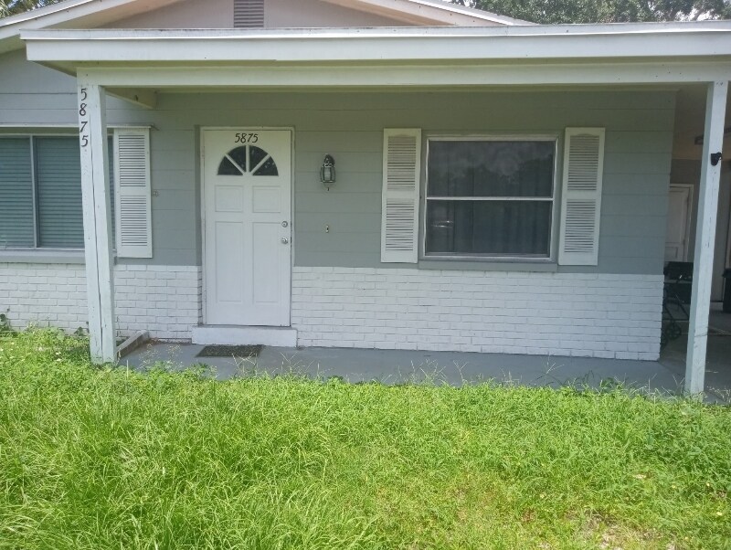 5875 70th Ave N in Pinellas Park, FL - Building Photo