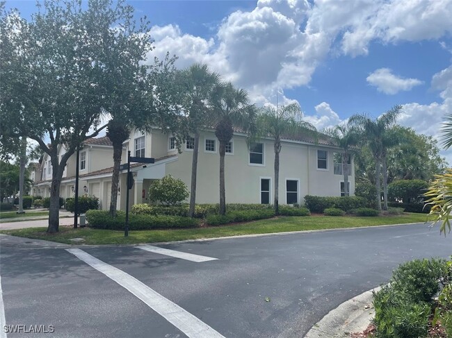 property at 1415 Tiffany Ln