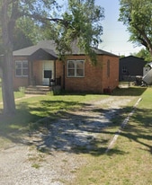 1411 20th St in Great Bend, KS - Building Photo