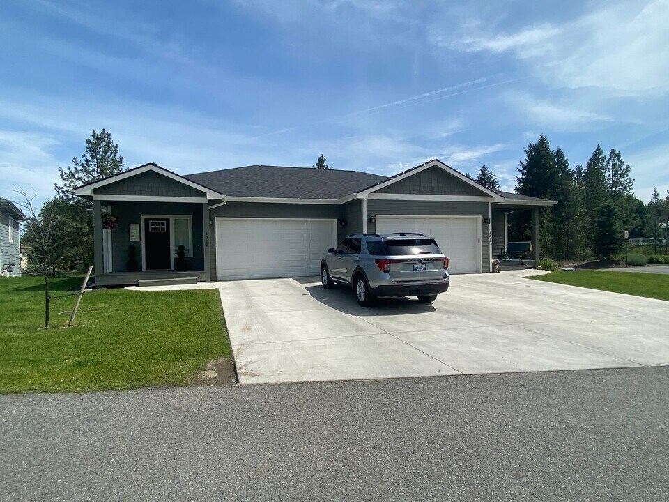 4310-4312 N Centennial Ln in Spokane, WA - Building Photo