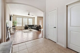 875 Merino Drive in Allen, TX - Foto de edificio - Building Photo