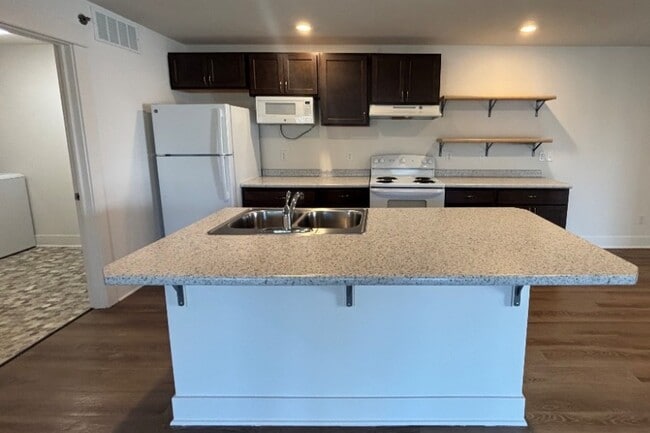 Bayberry Pointe Apartments