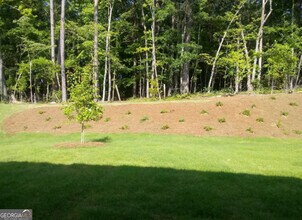 124 Vivian Ln in Peachtree City, GA - Building Photo - Building Photo