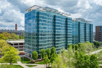 Morgens Hall in Cincinnati, OH - Building Photo - Building Photo