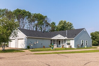 Cottages of Aspen in Oakdale, MN - Foto de edificio - Building Photo