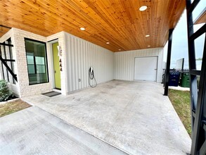 444 Starlight Vlg Lp-Unit -11 in Leander, TX - Building Photo - Building Photo