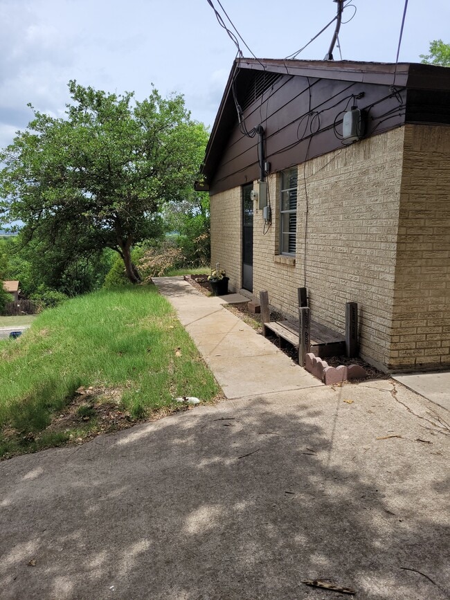 1201 Bluff Dr in Copperas Cove, TX - Building Photo - Building Photo