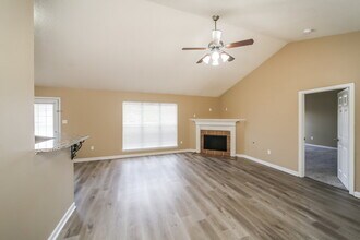 8386 Evening Sun Cove in Walls, MS - Foto de edificio - Building Photo