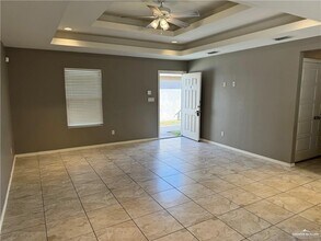 11 N Ebony St in Pharr, TX - Building Photo - Building Photo