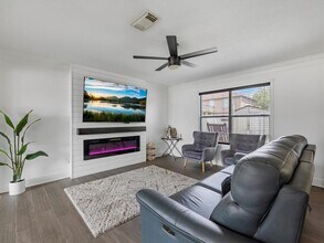 12227 Greenmesa Dr in Houston, TX - Building Photo - Building Photo