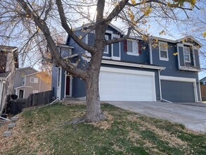 21920 E Crestline Ln in Aurora, CO - Foto de edificio - Building Photo