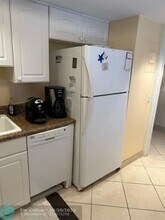 2600 S Course Dr in Pompano Beach, FL - Building Photo - Building Photo