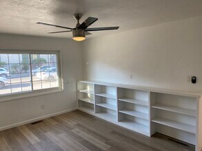 327 Laurel St in San Diego, CA - Building Photo - Building Photo