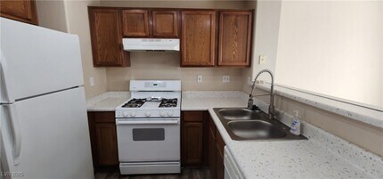 2605 Positive Ct, Unit One in North Las Vegas, NV - Building Photo - Building Photo