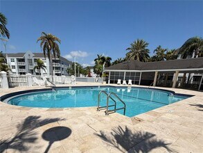 8590 SW 212th St in Cutler Bay, FL - Building Photo - Building Photo