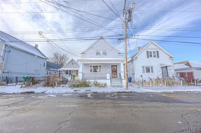 62 Sweet Ave in Buffalo, NY - Building Photo - Building Photo