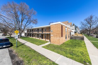 2920-2922 E 90th St in Chicago, IL - Building Photo - Building Photo