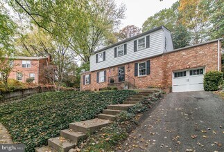 926 N Kemper St in Alexandria, VA - Building Photo - Building Photo