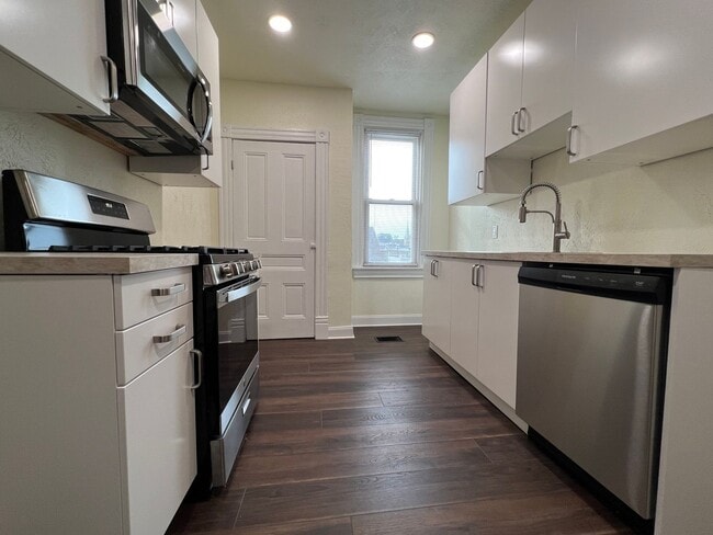 property at 832 Excelsior St