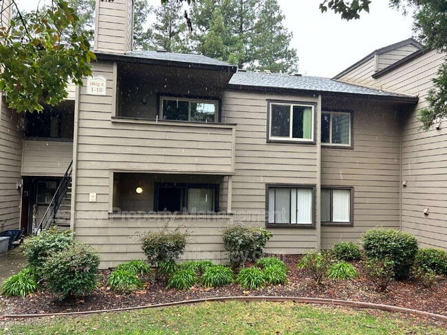 property at 3715 Tallyho Dr