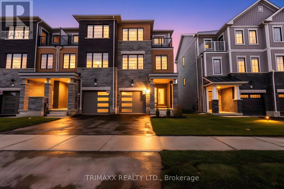 23 Greig St in Brantford, ON - Building Photo