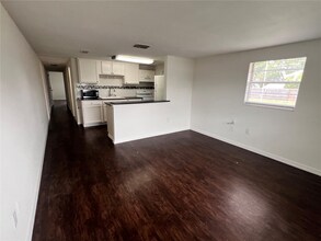 5648 Golden Nugget Dr in Holiday, FL - Building Photo - Building Photo