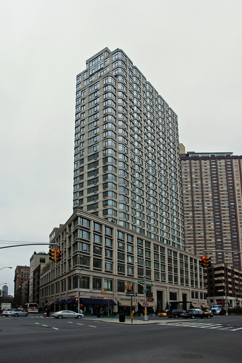 Grand Tier in New York, NY - Foto de edificio