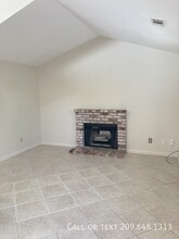 1890 Harvest Landing Ln in Tracy, CA - Building Photo - Building Photo