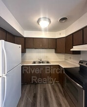 525 W Cook St in Springfield, IL - Building Photo - Building Photo