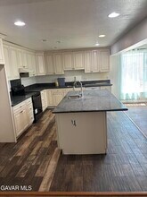 36556 165th St E in Llano, CA - Building Photo - Building Photo