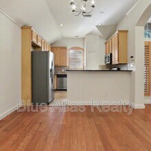 4905 Canberra Ln in Arlington, TX - Building Photo - Building Photo