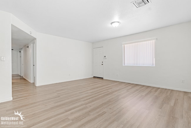 property at 1601 S 4th St