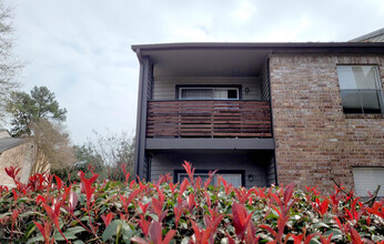 Carrara at Cypress Creek in Spring, TX - Building Photo - Building Photo