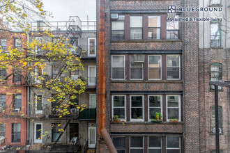 236 W 10th St in New York, NY - Building Photo - Building Photo