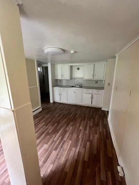 35 Warwick St-Unit -Unit 33 in Middletown, CT - Building Photo