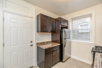 1731 W 91st St in Chicago, IL - Building Photo - Building Photo