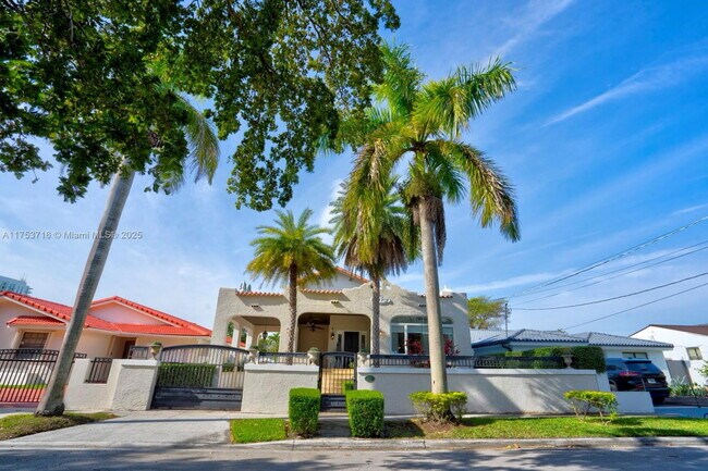property at 428 SW 23rd Rd
