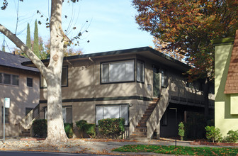 1119 T St in Sacramento, CA - Building Photo - Building Photo