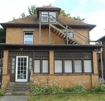 416 E Winter Ave in New Castle, PA - Building Photo