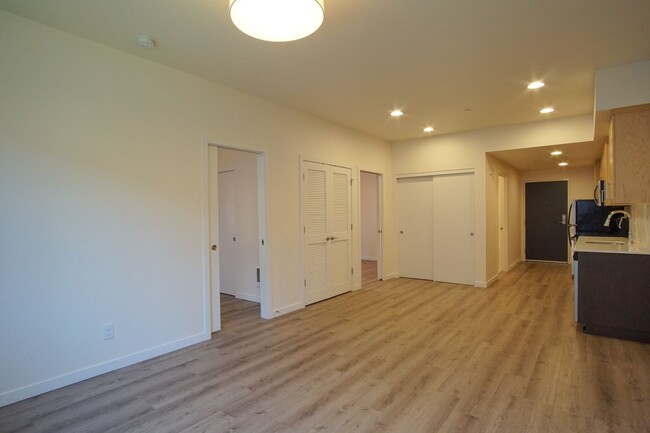 6015 S Virginia Ave in Portland, OR - Building Photo - Building Photo