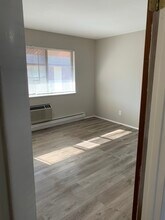 7510 Hazelcrest Dr, Unit 6 in Hazelwood, MO - Building Photo - Building Photo