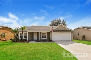 2713 Wilder Trace Ct in Plant City, FL - Building Photo