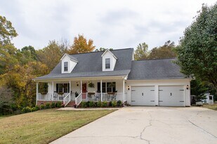 1735 Kallaramo Rd in Rock Hill, SC - Building Photo