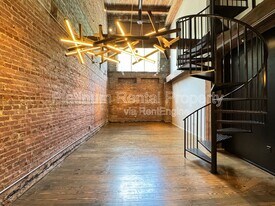 326 Nelson St SW in Atlanta, GA - Building Photo