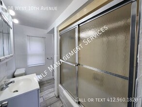 408 W 10th Ave in Tarentum, PA - Building Photo - Building Photo
