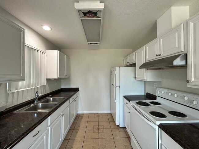 8724 Lamar St in Spring Valley, CA - Building Photo - Building Photo