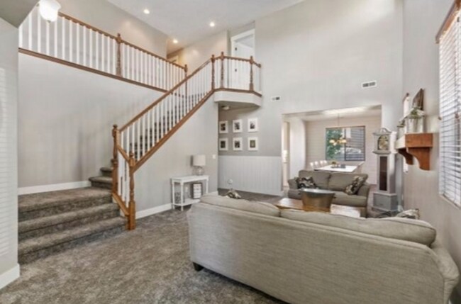 755 Meadow Marsh Dr in Lehi, UT - Building Photo - Building Photo